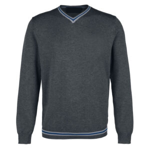 Lightweight Sweater for Layering – All-Season Style